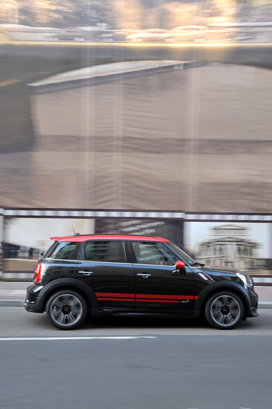  Mini Countryman JCW 2012 года  (фото 89 из 211)